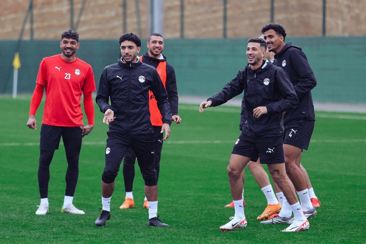 تدريب منتخب مصر استعدادا لجنوب إفريقيا (4) تدريب منتخب مصر استعدادا لجنوب إفريقيا (4)