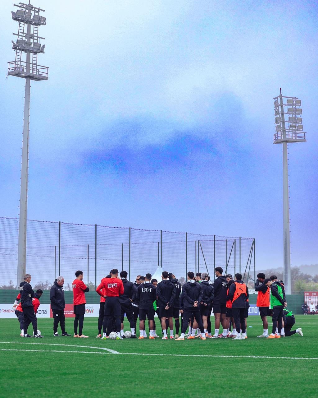 تدريب منتخب مصر استعدادا لجنوب إفريقيا (5) تدريب منتخب مصر استعدادا لجنوب إفريقيا (5)