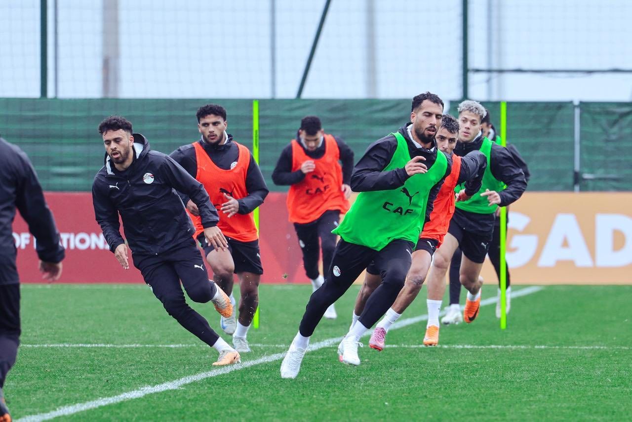 تدريب منتخب مصر استعدادا لجنوب إفريقيا (3) تدريب منتخب مصر استعدادا لجنوب إفريقيا (3)