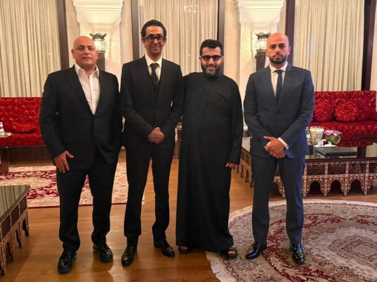 احمد مراد للكتاب السعوديين : صناعة السينما تحتاج الى روايات قوية وبلادكم مليئه بالحكايات والتراث