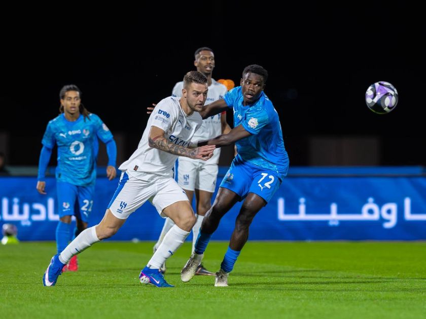 معركة البيانات وانتقادات التحكيم لا تتوقف في الدوري السعودي