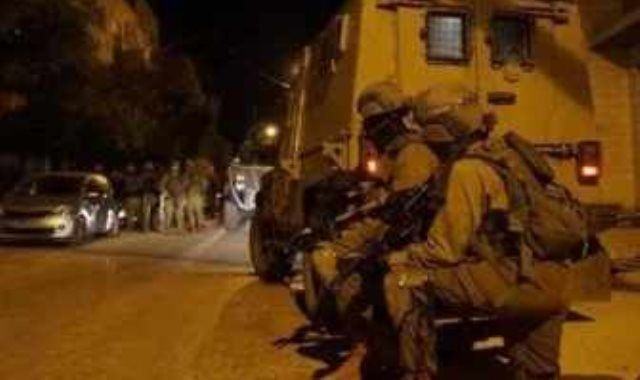 الاحتلال الإسرائيلى يقتحم حى جبل أبو ظهير فى جنين