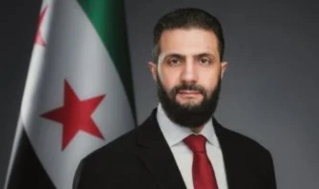 الشرع وماكرون يؤكدان أهمية وحدة سوريا وسيادتها ورفض التوجهات الانفصالية