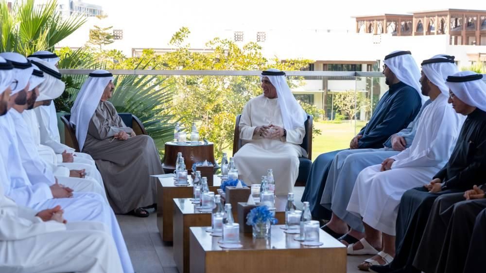 سعود بن صقر وسعود المعلا يبحثان شؤون الوطن والمواطن
