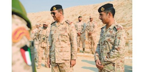 رئيس الأركان زار لواء صالح المحمد الآلي/ 94