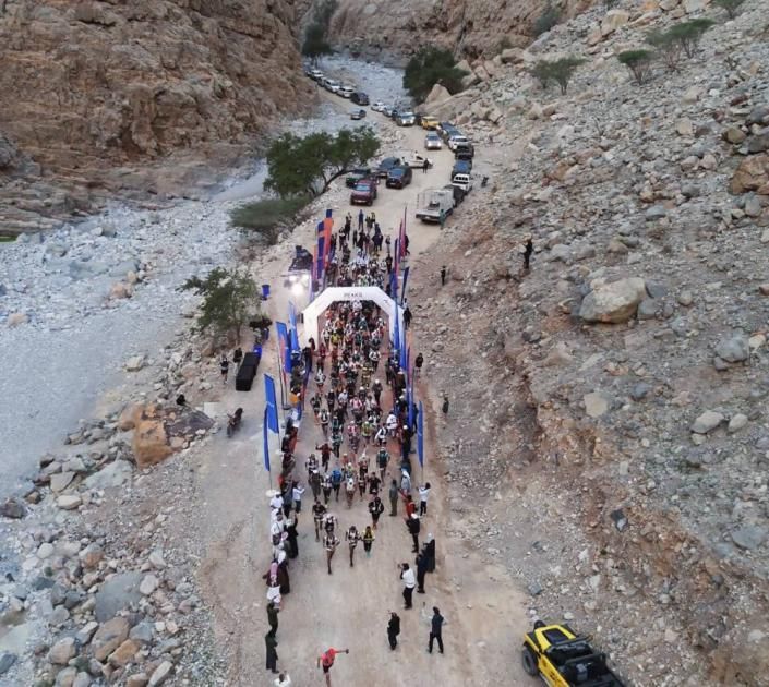 تتويج الفائزين في السباق الجبلي برأس الخيمة