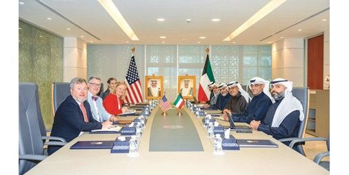 وزير المالية بحث بناء وتطوير القدرات والخبرات الفنية مع الولايات المتحدة