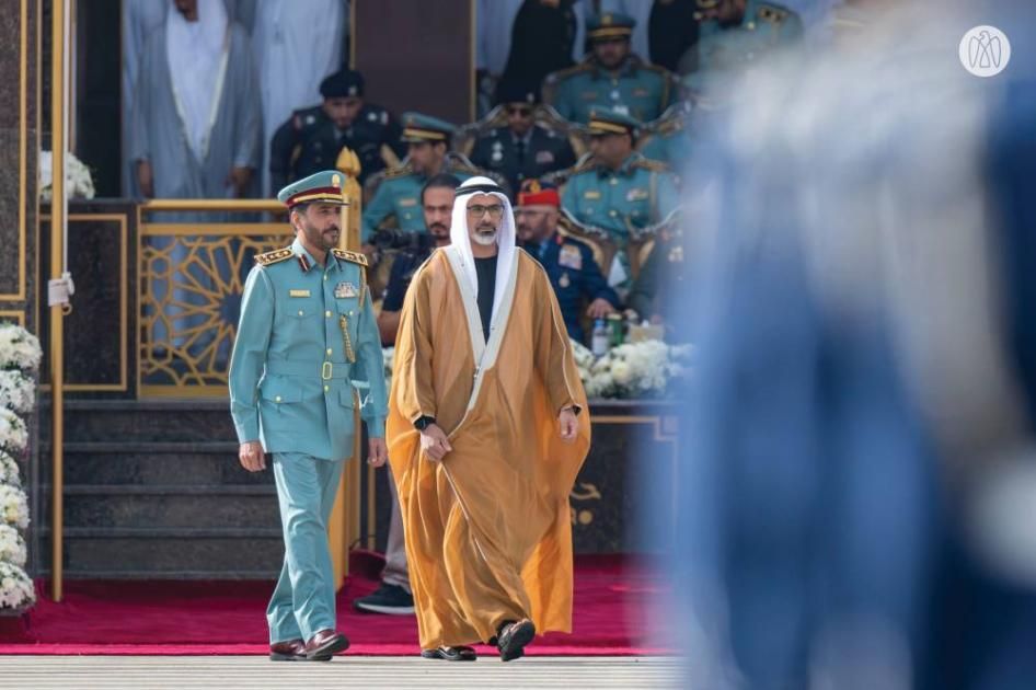 خالد بن محمد بن زايد يؤكد ضرورة مواكبة خريجي كلية الشرطة للتحولات الأمنية