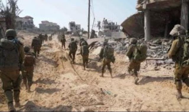 الاحتلال يقتحم مدينة نابلس بالضفة الغربية ويعتقل عدد من الفلسطينيين