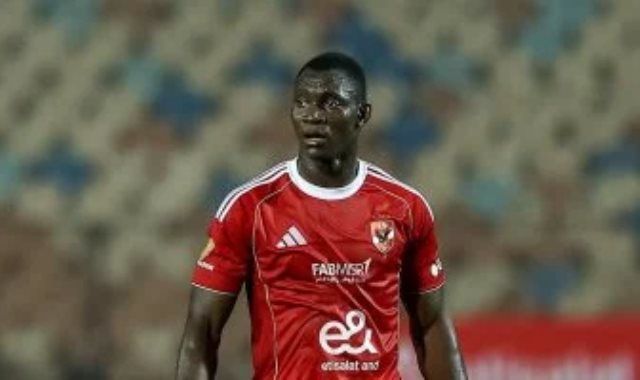 الأهلي يبحث عن ديفندر أجنبي لتعويض رحيل أليو ديانج فى الميركاتو الصيفى