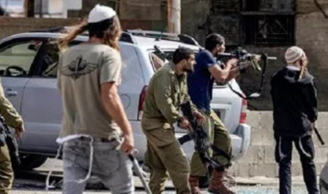 إصابة فلسطيني برصاص المستوطنين في حوارة جنوب نابلس