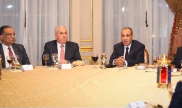 وزير الخارجية يستضيف رؤساء الهيئات والمؤسسات الإعلامية ورؤساء مجالس إدارات وتحرير الصحف