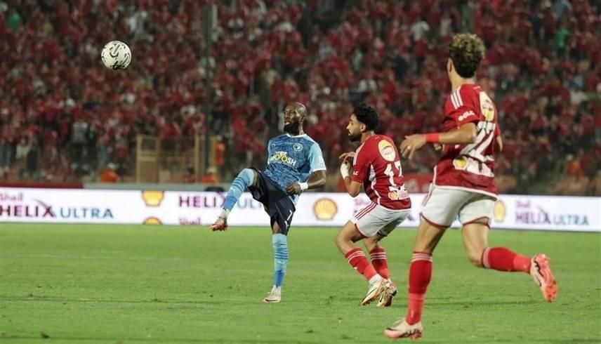 الأهلي المصري يعلن رحيل لجنة التخطيط وإدارتي الإسكاوتنج والتعاقدات
