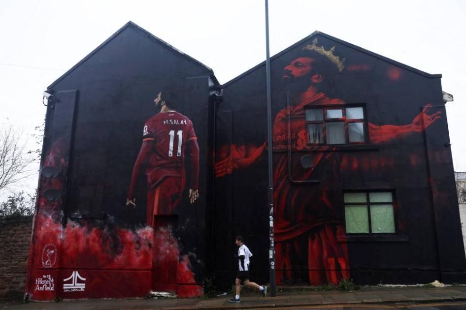 كاراغر: محمد صلاح يتفوق على رونالدو في إنجلترا