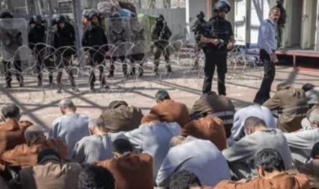 مفوض حقوق الإنسان يدعو إسرائيل للإلغاء الفوري لقانون عقوبة الإعدام للأسري الفلسطينيين