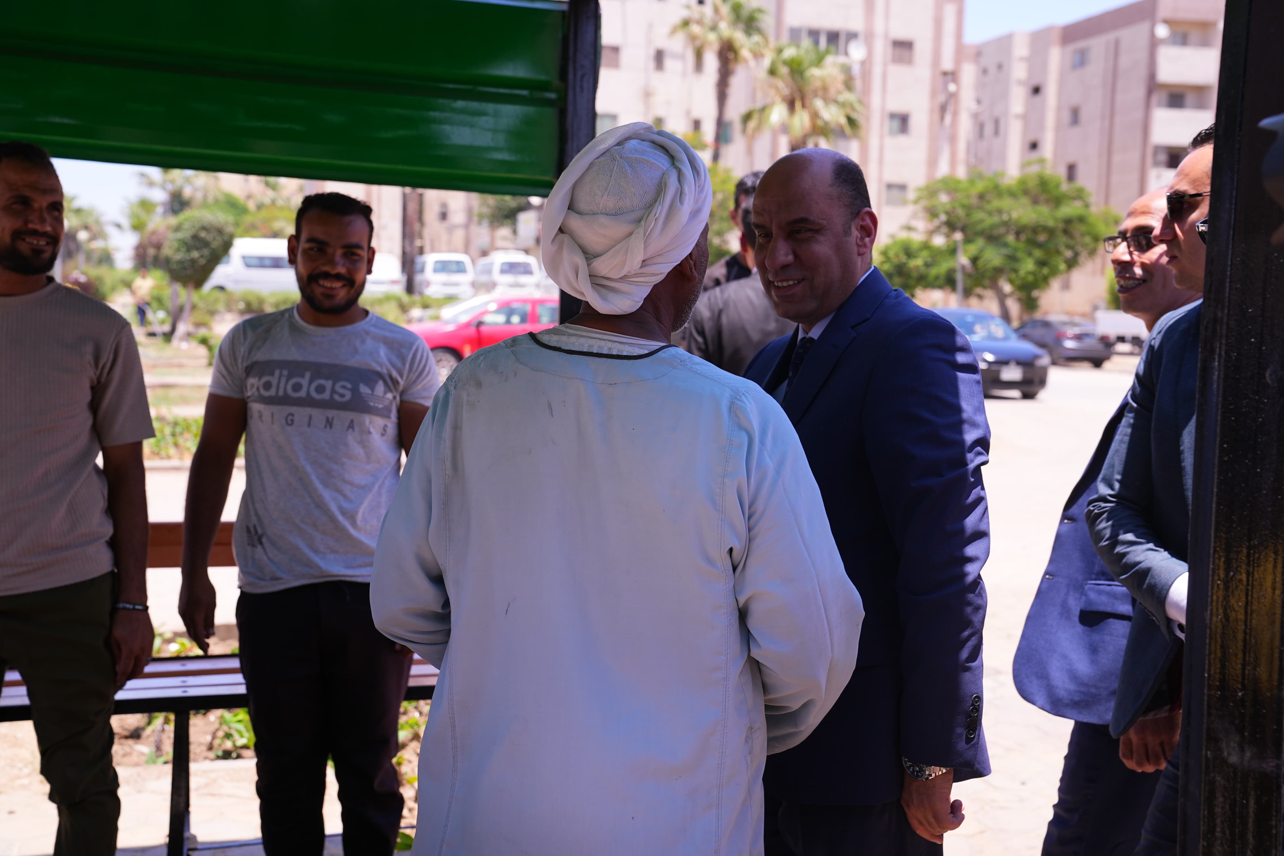تواجد وزير العمل