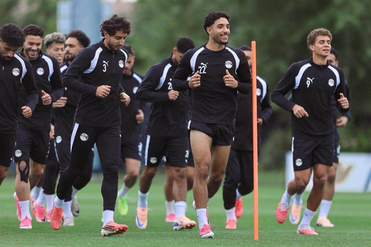 منتخب مصر يستعد لأستراليا، فيتو