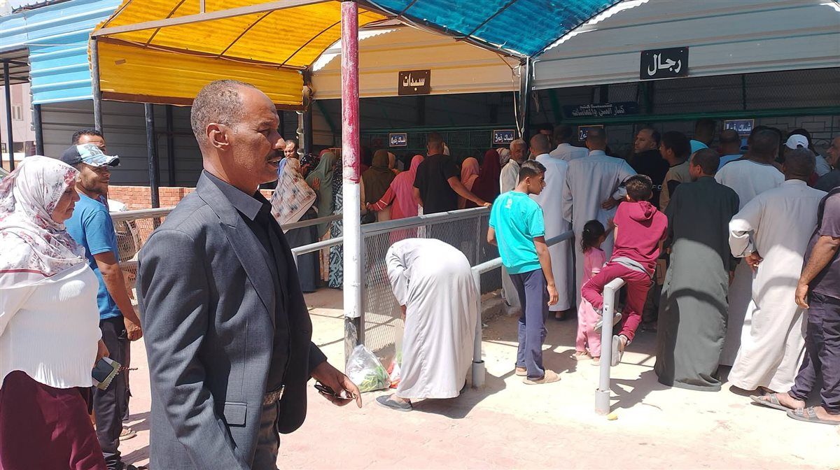 متابعة ميدانية لتوفير السلع المخفضة بمركز باريس في الوادى الجديد