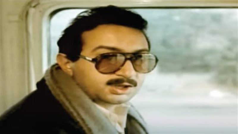 نور الشريف فى سواق الاتوبيس 