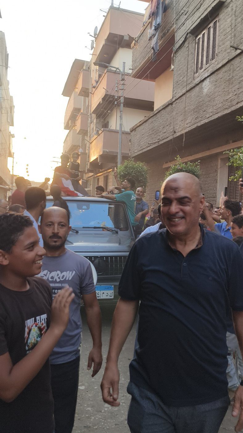 وصول أمام عاشور إلى ديوان الدقهلية لتكريمه
