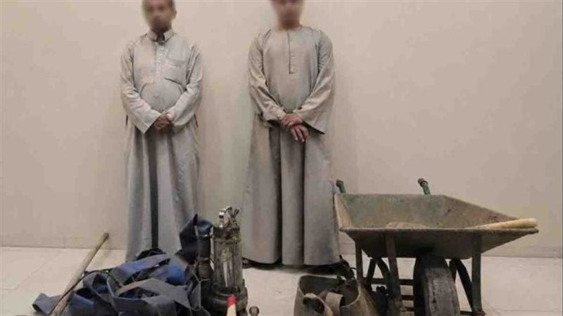 ضبط طالب وتاجر بسوهاج،