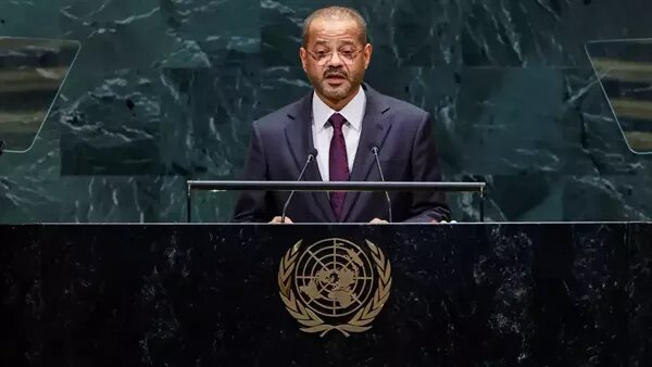 وزير خارجية جيبوتي: تدفق النازحين من اليمن يفوق قدرتنا على تلبية احتياجاتهم