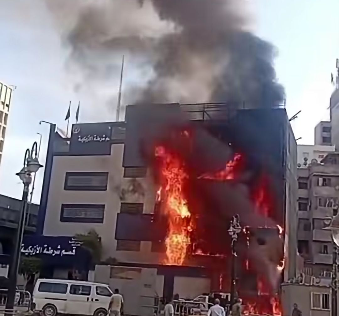 حريق قسم الأزبكية 