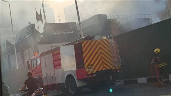 الداخلية تكشف تفاصيل حريق بواجهة قسم شرطة الأزبكية