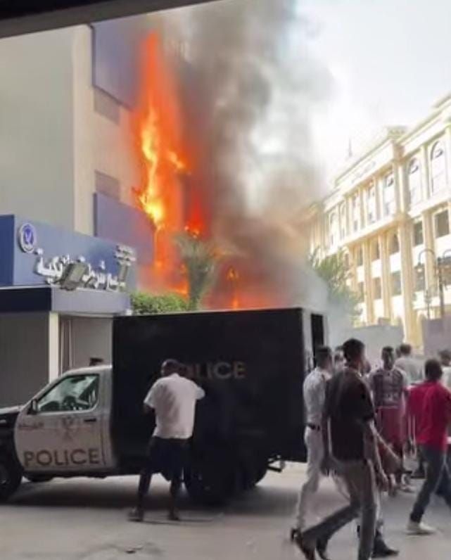 4a48e7f16c.jpg