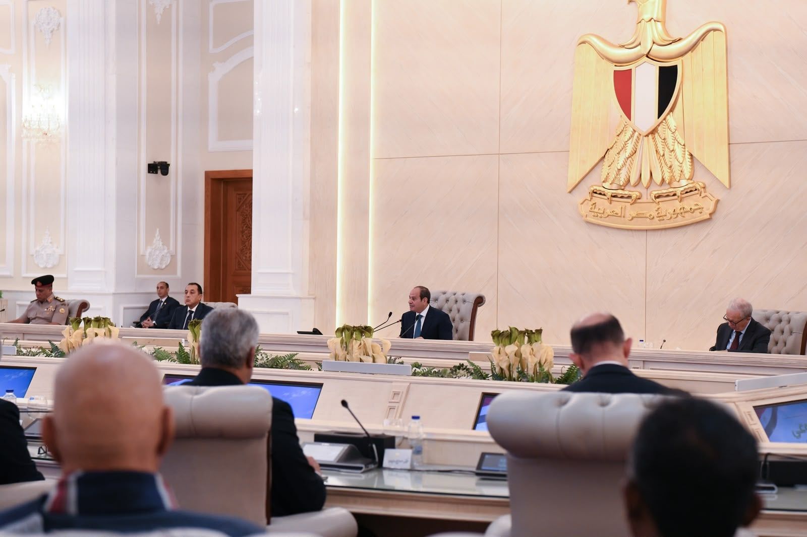 عمدة قرية السرارية لراديو النيل عن لقاء الرئيس أزال الرهبة وتكلمنا بحرية (5)