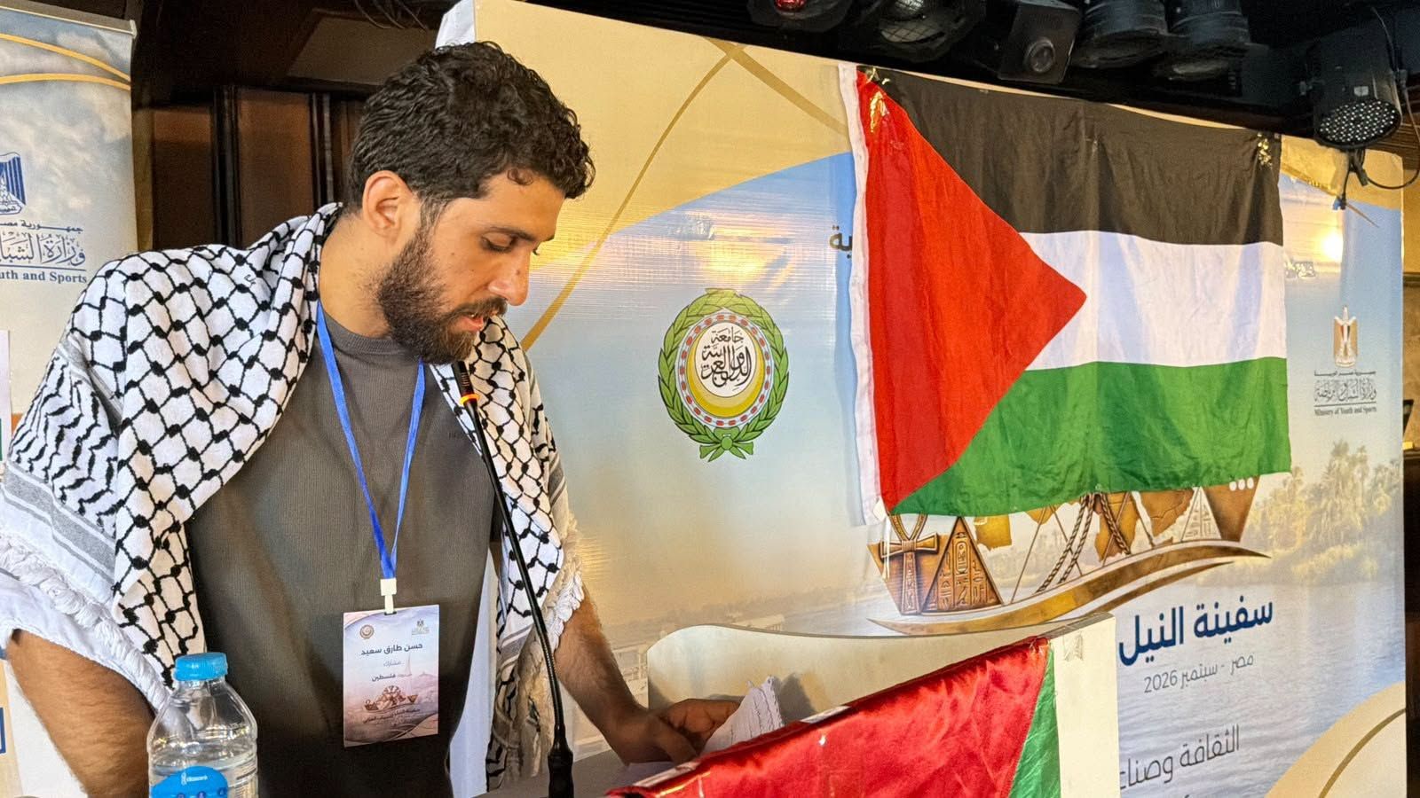 المشاركون في سفينة النيل المشاركون في سفينة النيل