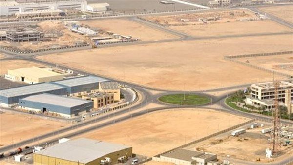 نائب يواجه الحكومة بمشكلة الأراضي الصناعية وتأثيرها على الاستثمار