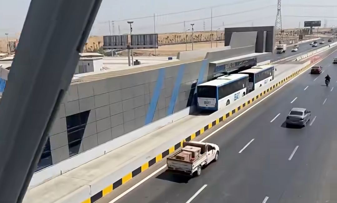 الأتوبيس الترددي