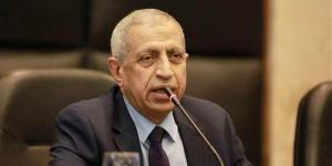 رئيس
      الأكاديمية
      العربية:
      إنشاء
      آلية
      عربية
      لدعم
      صناعة
      وإصلاح
      السفن