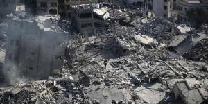 العدوان
      على
      غزة،
      قصف
      إسرائيلي
      يستهدف
      برجا
      سكنيا
      في
      النصيرات