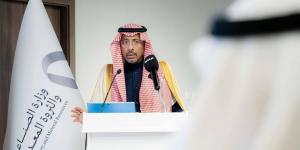 وزير الصناعة والثروة المعدنية 
يدشن أنشطة الصناعات البيئية