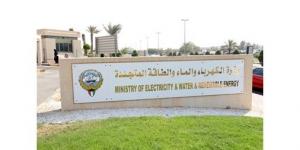 خدمة عملاء «الكهرباء» واصل عمله دون توقف منذ بداية الأزمة