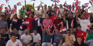 1000 طالب بجامعة عين شمس يشجعون منتخب مصر في كأس العالم عبر"الفان زون"