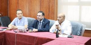 وكيل التعليم بالدقهلية يبحث مع مديري الإدارات الاستعدادات النهائية لامتحانات الثانوية العامة