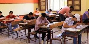 القاهرة تنهي استعدادات امتحانات الثانوية العامة.. 126 ألف طالب وطالبة موزعين على 264 لجنة امتحانية.. كاميرات داخل اللجان لمنع الغش.. وتجهيز 85 استراحة للمشاركين في أعمال الامتحانات