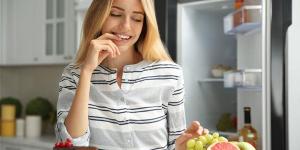 نصائح غذائية للتعامل مع الرغبة المستمرة في الحلويات