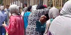 بكاء طلاب الثانوية العامة بالمنوفية بسبب صعوبة امتحان اللغة العربية (فيديو)