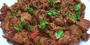 طريقة عمل الكبد والقوانص لغداء سريع واقتصادي