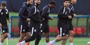 بمشاركة صلاح وحمدي، منتخب مصر يخوض مرانه الأخير بسبوكين استعدادا لأستراليا (صور)