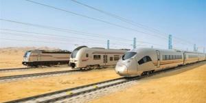 وزير النقل يعلن موعد تشغيل المرحلة الأولى من القطار السريع