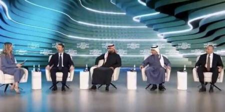 صندوق
      الاستثمارات
      العامة:
      46%
      نسبة
      المحتوى
      المحلي
      في
      مشاريعنا
      بنهاية
      2023