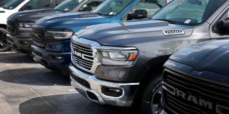 ستيلانتيس
      المصنعة
      لسيارات
      جيب
      تتوقع
      خسارة
      2.7
      مليار
      دولار