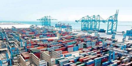 توقعات
      عالمية
      بتباطؤ
      نمو
      تجارة
      البضائع
      في
      2025