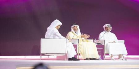 الحقيل:
      تملك
      غير
      السعوديين
      للعقار
      يعزز
      تنافسية
      السوق
      ويجذب
      استثمارات
      نوعية