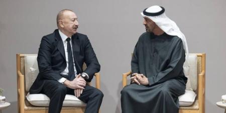 محمد بن زايد يبحث تعزيز العلاقات مع رئيس أذربيجان (فيديو)